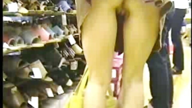 Studentessa trama film porno strano
