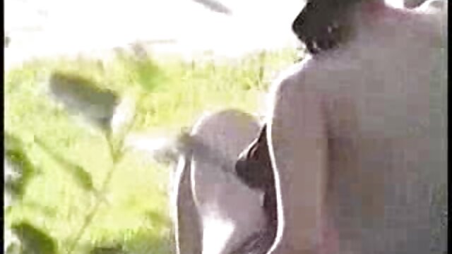 Fine con un terzetto con un bambino in film porno trama italiana mental hospital