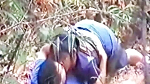 Succosa Lopez all'aperto anale foratura film porno italiano con trama