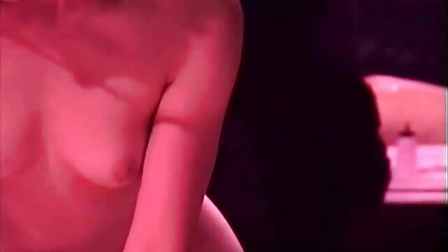 Vecchio timer, ancora caldo e bagnato 2P. Uno video porno italiani con trama