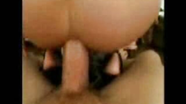 Due video erotico con trama lesbiche fare dildo